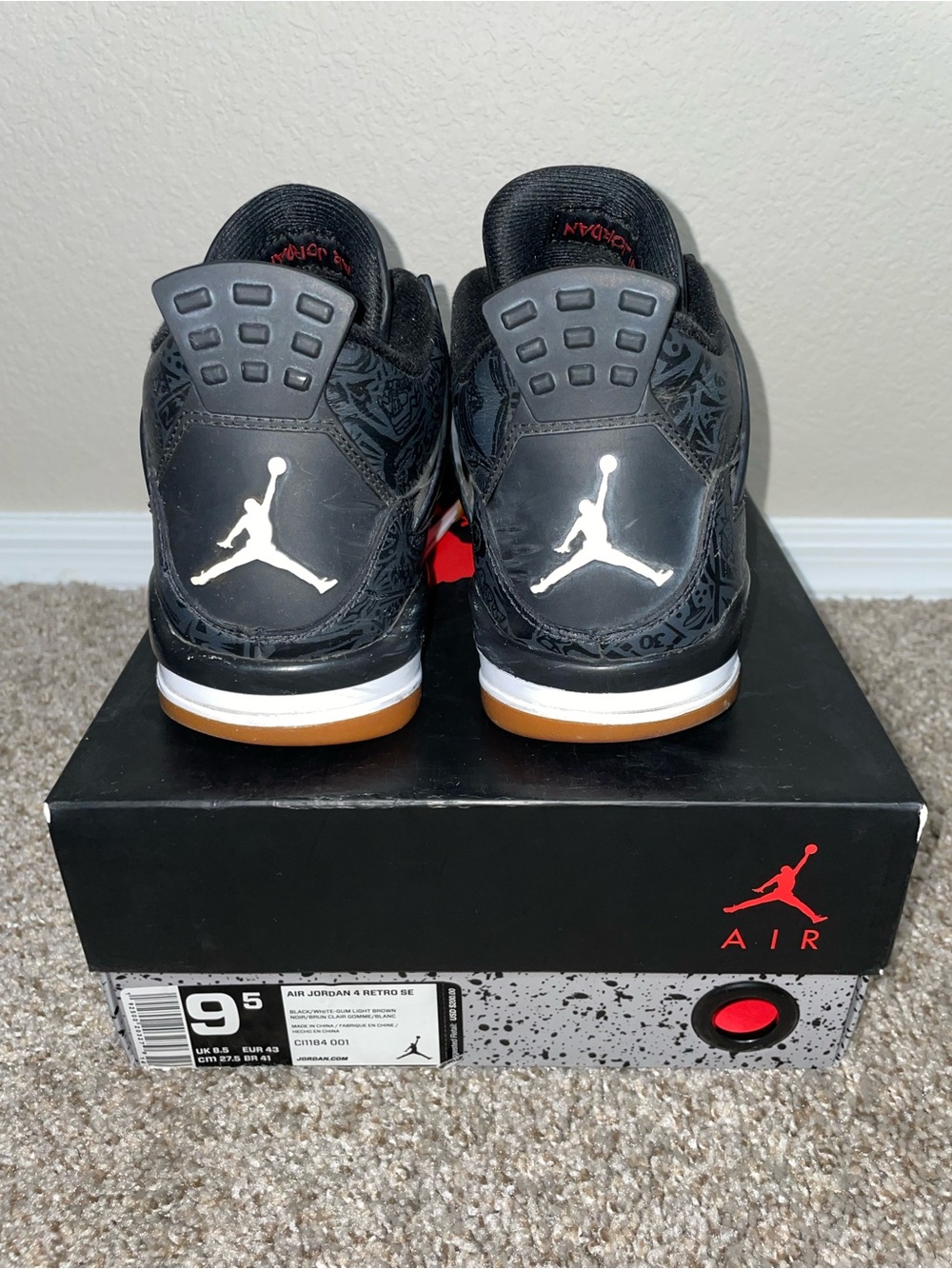 Sz 9.5 Jordan 4 Retro Black Gum | Original box